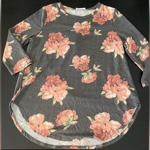 Women’s cream and sugar size large long sleeve shirt